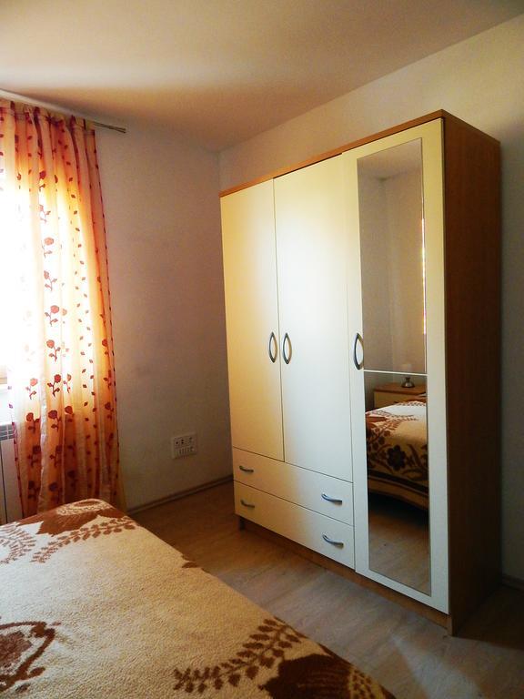 Apartment Karmen Porec Esterno foto