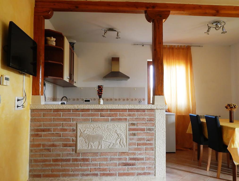 Apartment Karmen Porec Esterno foto