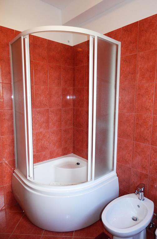 Apartment Karmen Porec Esterno foto